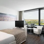 Отель Der Valk - Amsterdam 4*