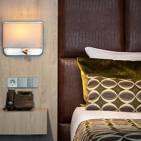 호텔 Der Valk - Amsterdam 4*