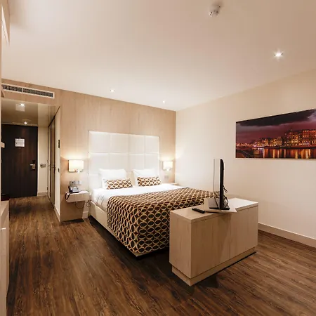호텔 Der Valk - Amsterdam 4*